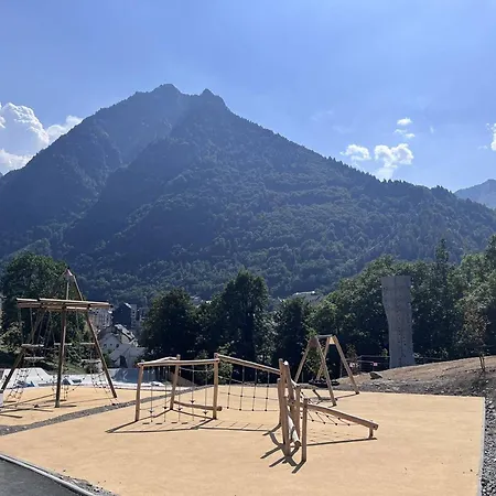 A Avec Piscine Et Animaux Admis - Fr-1-812-94