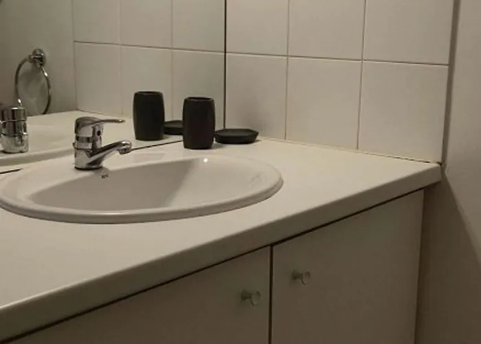 Lägenhet A Avec Piscine Et Animaux Admis - Fr-1-812-94 *